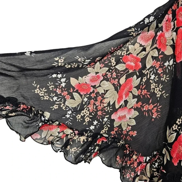 Floral Print Triangle Ruffled Scarf Black Red Shawl Accessory‎ - Picture 6 of 8